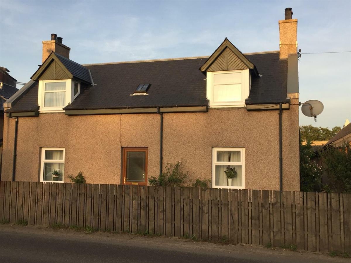 The Cottage อาเบอร์ลัวร์ ภายนอก รูปภาพ